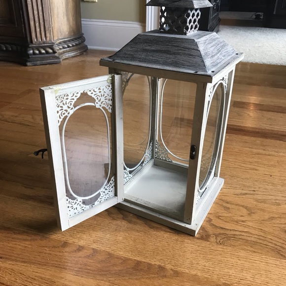 Kirkland’s Rustic Lantern - Picture 2 of 8